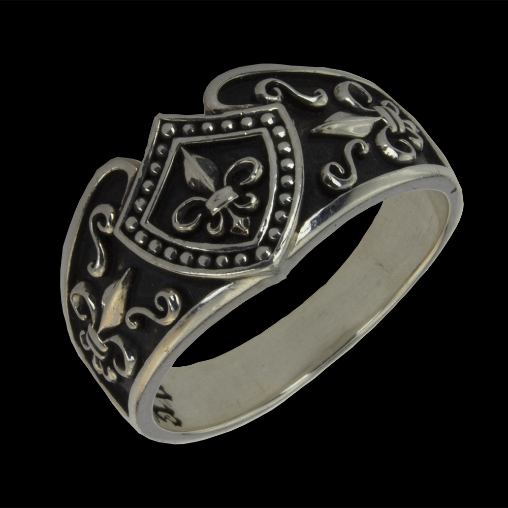 Серебряное кольцо АРТ. 1839 17.5