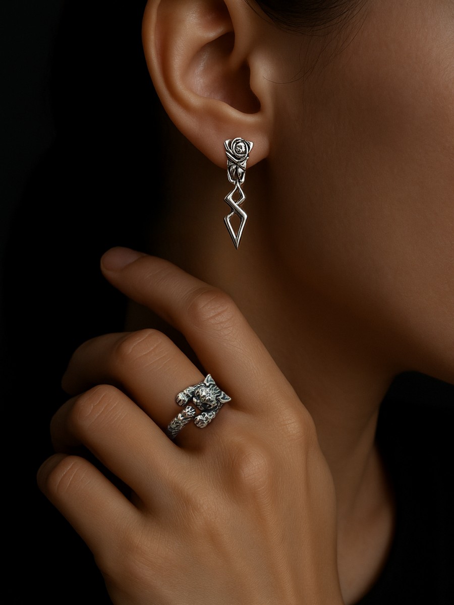 Серебряные серьги АРТ. 2048